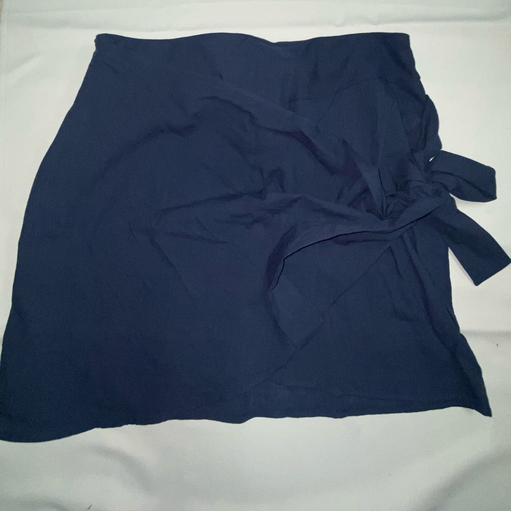 Skort - Picture 2 of 3